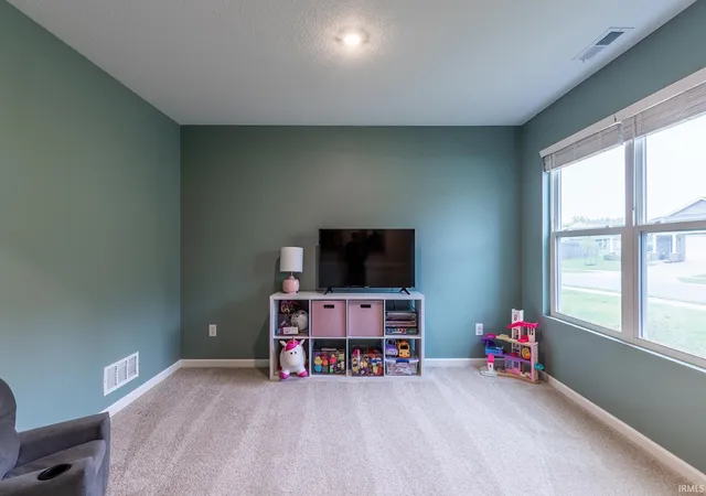 Photo 3 of Manufactured home for sale at 14341 Kidd Crk Crossover, Fort Wayne, IN 46845 | MLS# 202633346 | Listing updated on 2026-08-29