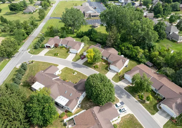 Photo 3 of Condo for sale at 1386 N Pinebluff Dr, Marion, IN 46952 | MLS# 202633350 | Listing updated on 2026-09-10