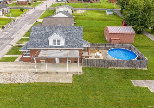 Photo 3 of Sale Pending at 1528 Leopold St, Jasper, IN 47546 | MLS# 202633372 | Listing updated on 2026-08-17