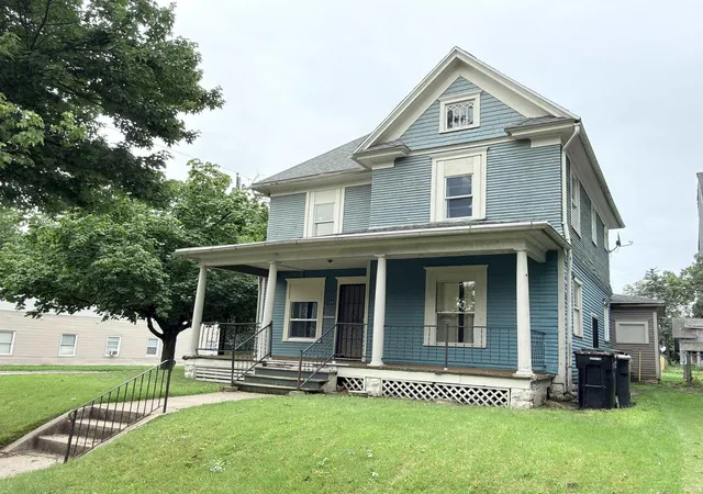 Photo 2 of Manufactured home for sale at 134 E Calvert St, South Bend, IN 46613 | MLS# 202633378 | Listing updated on 2026-08-15