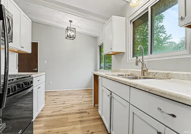 Photo 3 of Manufactured home for sale at 24403 Rolling Oaks Dr, South Bend, IN 46628 | MLS# 202633386 | Listing updated on 2026-09-21