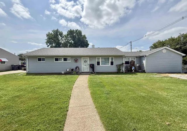 Photo 1 of Manufactured home for sale at 724 Sheffield Dr, Evansville, IN 47710 | MLS# 202633395 | Listing updated on 2026-09-08