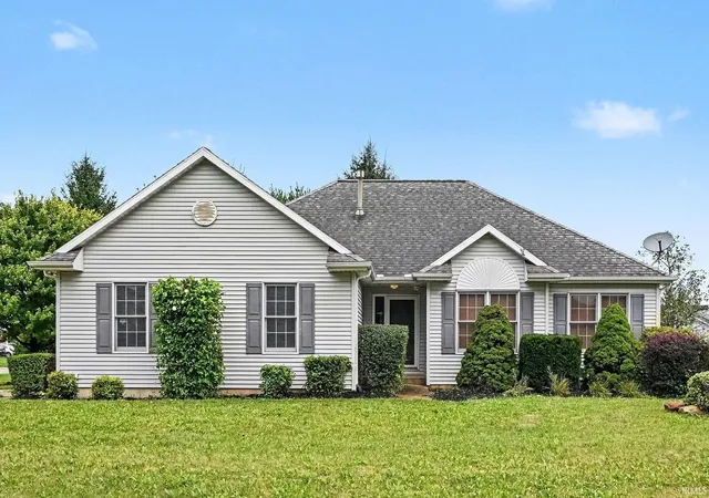 Photo 1 of Manufactured home for sale at 1458 Rutland Ct, Winona Lake, IN 46590 | MLS# 202633396 | Listing updated on 2026-10-01