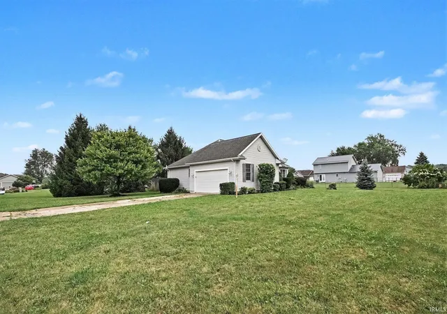 Photo 3 of Manufactured home for sale at 1458 Rutland Ct, Winona Lake, IN 46590 | MLS# 202633396 | Listing updated on 2026-10-08