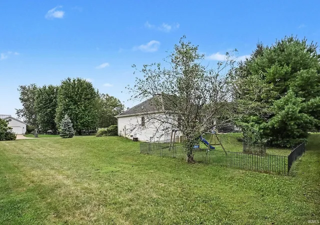 Photo 4 of Manufactured home for sale at 1458 Rutland Ct, Winona Lake, IN 46590 | MLS# 202633396 | Listing updated on 2026-10-08