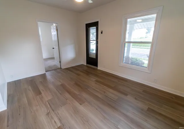 Photo 3 of Manufactured home for sale at 556 Division St, Huntington, IN 46750 | MLS# 202633400 | Listing updated on 2026-09-11