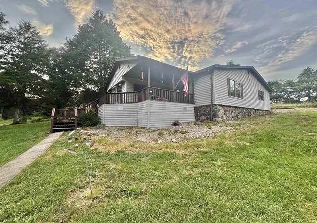 Photo 1 of Manufactured home for sale at 3105 Mount Pleasant Rd, Bedford, IN 47421 | MLS# 202633404 | Listing updated on 2026-09-14