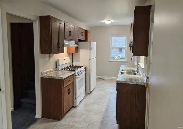 Photo 3 of Manufactured home for sale at 411 W 15th Street, Auburn, IN 46706 | MLS# 202633405 | Listing updated on 2026-09-13