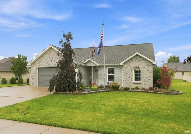 Photo 2 of Manufactured home for sale at 1308 W Crooked Tree Dr, Columbia City, IN 46725 | MLS# 202633406 | Listing updated on 2026-09-21