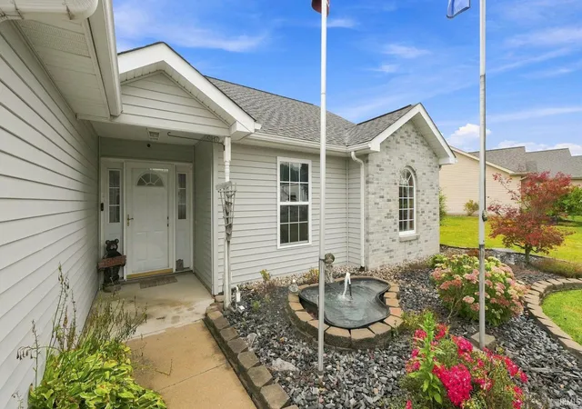 Photo 3 of Manufactured home for sale at 1308 W Crooked Tree Dr, Columbia City, IN 46725 | MLS# 202633406 | Listing updated on 2026-09-21