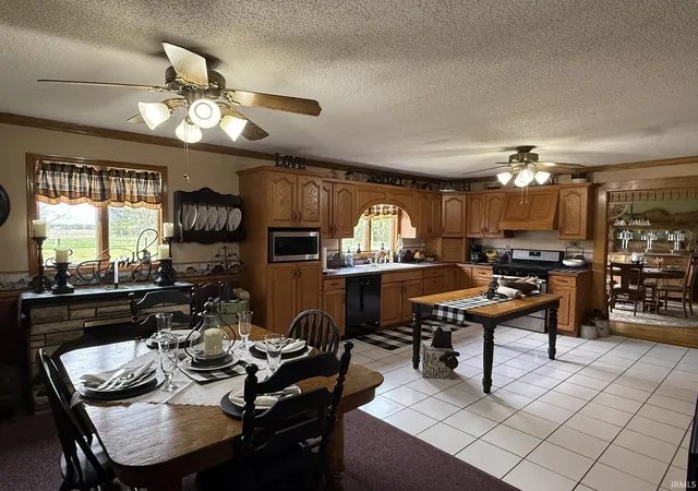 Photo 3 of Manufactured home for sale at 9663 W 100 South, Francesville, IN 47946 | MLS# 202633417 | Listing updated on 2026-08-17