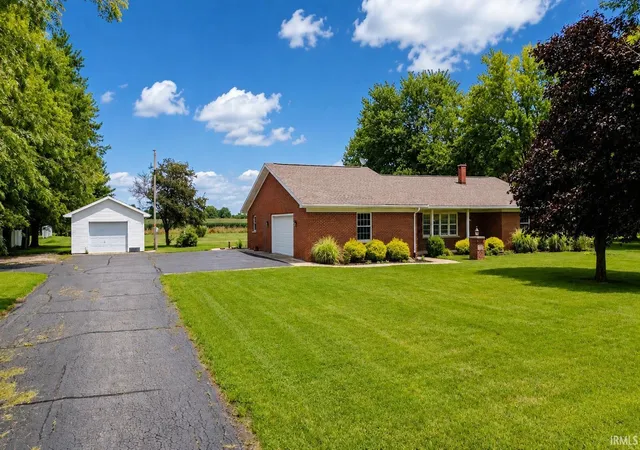 Photo 2 of Manufactured home for sale at 4554 W 100 South, Huntington, IN 46750 | MLS# 202633419 | Listing updated on 2026-09-03