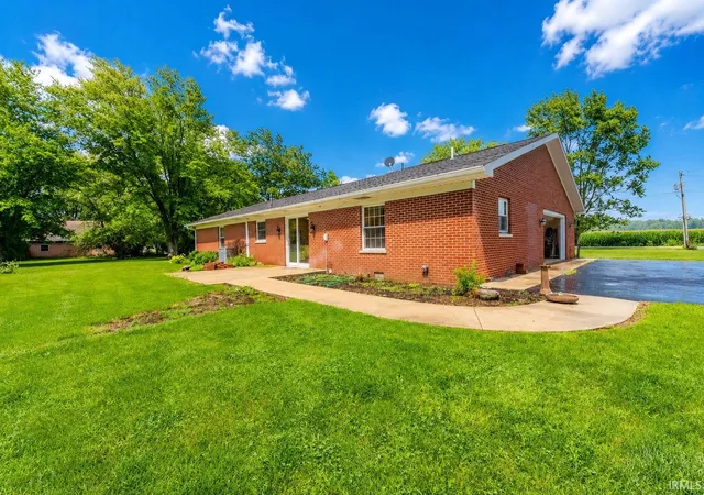 Photo 3 of Manufactured home for sale at 4554 W 100 South, Huntington, IN 46750 | MLS# 202633419 | Listing updated on 2026-09-03