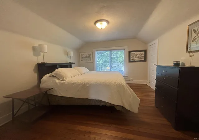 Photo 3 of Manufactured home for sale at 1321 N Brookfield St, South Bend, IN 46628 | MLS# 202633420 | Listing updated on 2026-09-21