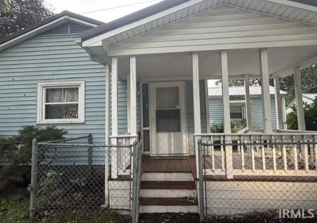 Photo 2 of Sale Pending at 333 Vanburen Ave, Peru, IN 46970 | MLS# 202633425 | Listing updated on 2026-09-09