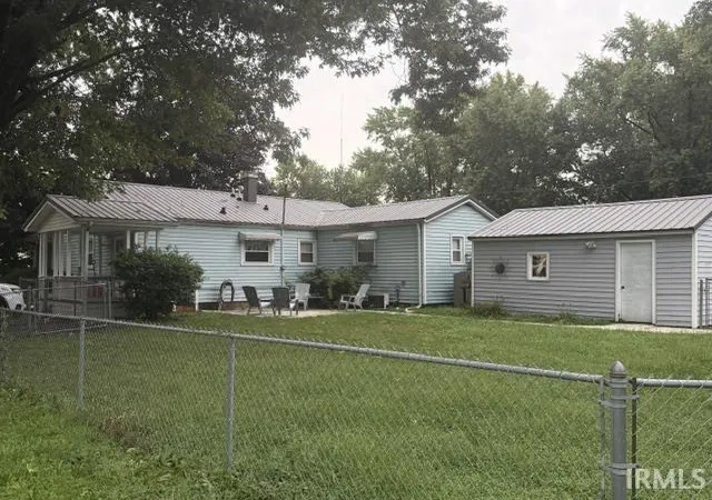 Photo 3 of Sale Pending at 333 Vanburen Ave, Peru, IN 46970 | MLS# 202633425 | Listing updated on 2026-09-09