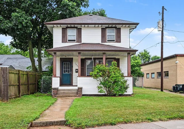 Photo 2 of Manufactured home for sale at 1620 Portage Ave, South Bend, IN 46616 | MLS# 202633426 | Listing updated on 2026-09-08