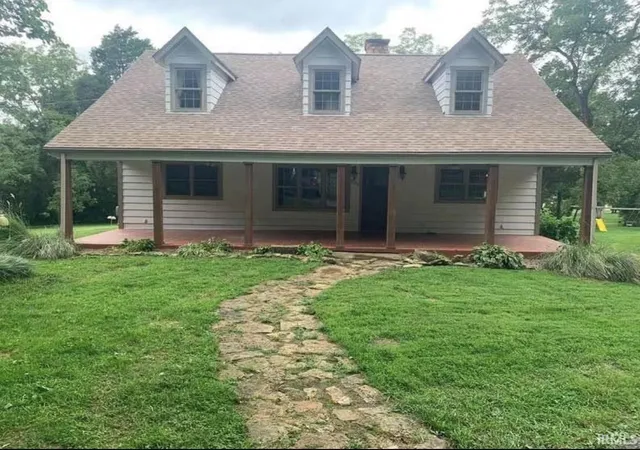 Photo 1 of Sale Pending at 500 W 1st Street, Huntingburg, IN 47542 | MLS# 202633431 | Listing updated on 2026-08-17