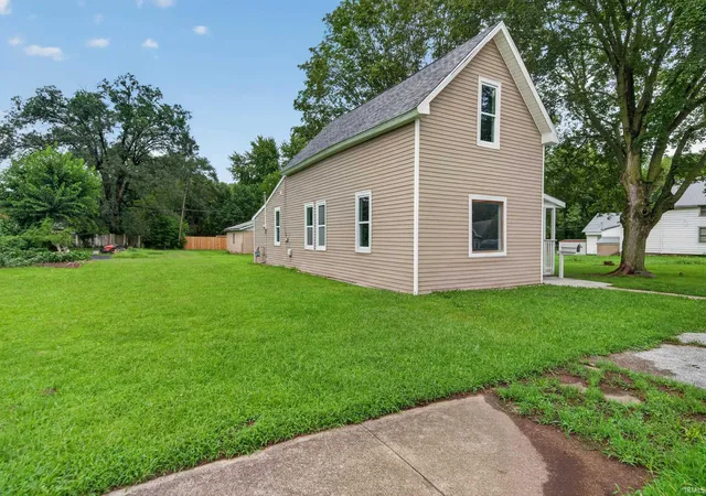 Photo 3 of Manufactured home for sale at 622 Shultz St, Logansport, IN 46947 | MLS# 202633440 | Listing updated on 2026-08-17