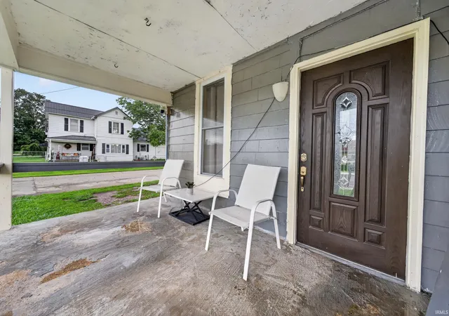 Photo 3 of Manufactured home for sale at 885 S Cicott St, Logansport, IN 46947 | MLS# 202633441 | Listing updated on 2026-08-17