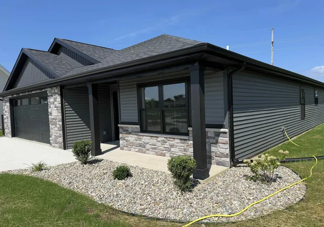 Photo 3 of Manufactured home for sale at 2029 Linchel Ct, Angola, IN 46703 | MLS# 202633445 | Listing updated on 2026-09-17
