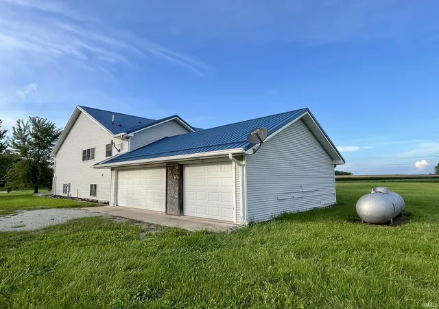 Photo 3 of Manufactured home for sale at 3681 E 500 South Rd, Peru, IN 46970 | MLS# 202633446 | Listing updated on 2026-09-04