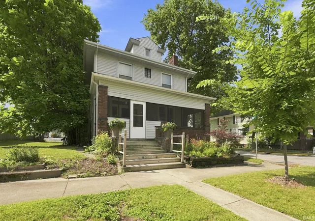 Photo 1 of Sale Pending at 1202 E Wayne St, Fort Wayne, IN 46803 | MLS# 202633465 | Listing updated on 2026-08-31