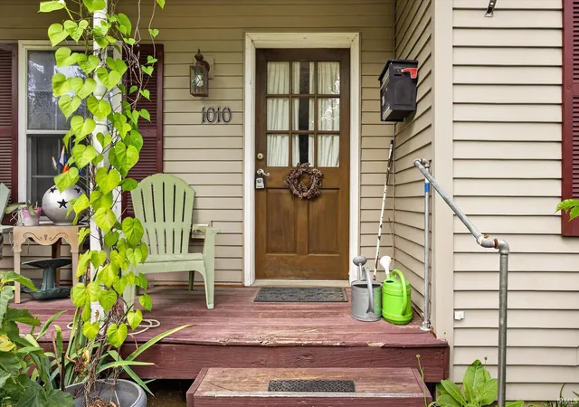 Photo 3 of Manufactured home for sale at 1010 W 7th Street, Bloomington, IN 47404 | MLS# 202633473 | Listing updated on 2026-09-09