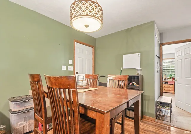 Photo 3 of Manufactured home for sale at 1201 N Park Ave, Warsaw, IN 46580 | MLS# 202633476 | Listing updated on 2026-09-25