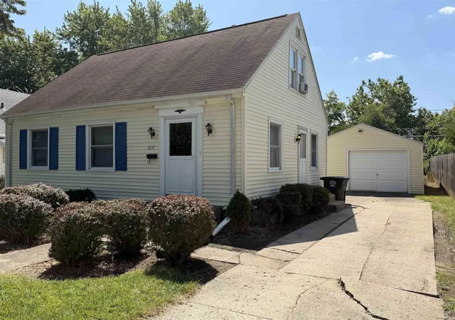 Photo 1 of Sale Pending at 1837 Ida Ave, Fort Wayne, IN 46808 | MLS# 202633490 | Listing updated on 2026-09-11