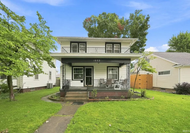 Photo 2 of Manufactured home for sale at 1609 Columbia Ave, Fort Wayne, IN 46805 | MLS# 202633494 | Listing updated on 2026-08-18