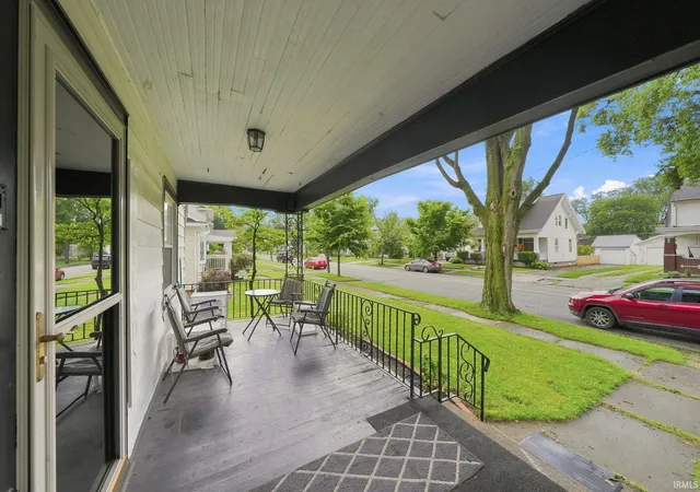 Photo 3 of Sale Pending at 1609 Columbia Ave, Fort Wayne, IN 46805 | MLS# 202633494 | Listing updated on 2026-09-23