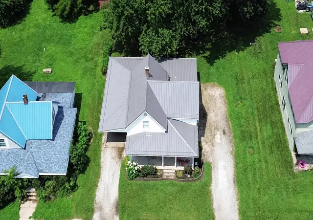 Photo 3 of Manufactured home for sale at 6192 E State Rd 14 Hwy, Rochester, IN 46975 | MLS# 202633496 | Listing updated on 2026-09-03