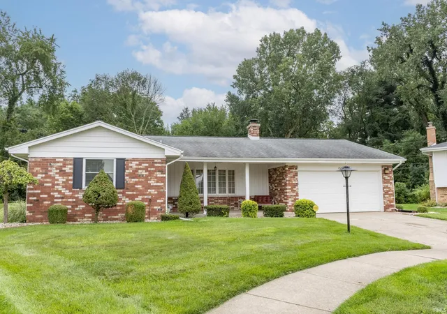 Photo 1 of Sale Pending at 2624 Oak Leaf Cvs, South Bend, IN 46628 | MLS# 202633502 | Listing updated on 2026-08-24