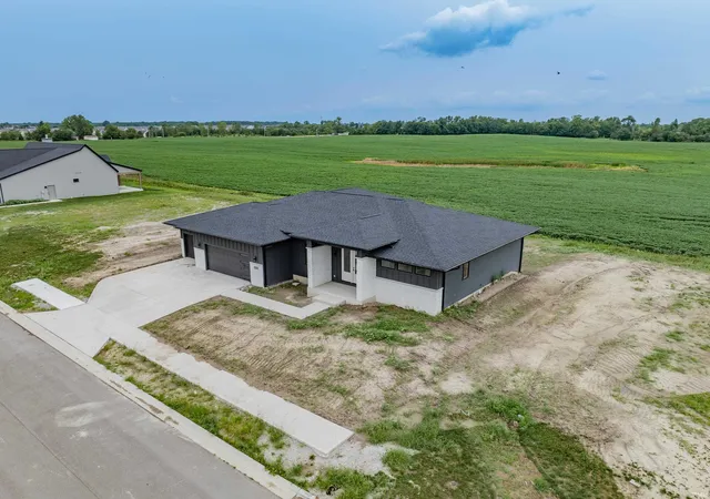 Photo 2 of Manufactured home for sale at 12440 Blue Jay Trl, Fort Wayne, IN 46814 | MLS# 202633506 | Listing updated on 2026-09-16
