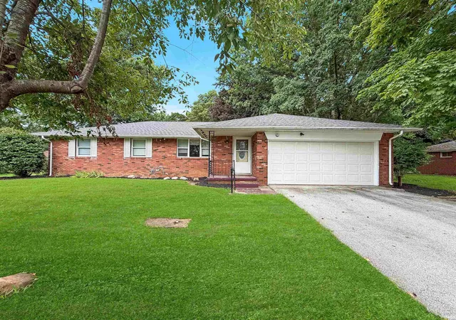 Photo 1 of Sale Pending at 3710 Hickory Ln, Lafayette, IN 47905 | MLS# 202633536 | Listing updated on 2026-09-17