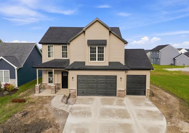 Photo 1 of Sale Pending at 12865 Towcester Ct, Fort Wayne, IN 46818 | MLS# 202633542 | Listing updated on 2026-09-03