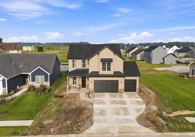 Photo 3 of Sale Pending at 12865 Towcester Ct, Fort Wayne, IN 46818 | MLS# 202633542 | Listing updated on 2026-09-03