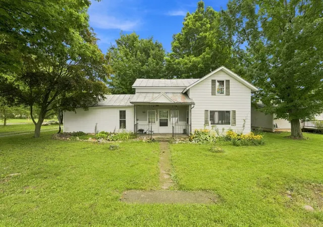 Photo 3 of Manufactured home for sale at 3950 S 800 West, Hudson, IN 46747 | MLS# 202633569 | Listing updated on 2026-08-17