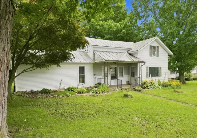 Photo 3 of Manufactured home for sale at 3950 S 800 West, Hudson, IN 46747 | MLS# 202633569 | Listing updated on 2026-08-17