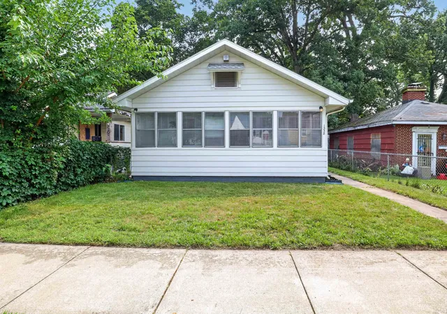 Photo 1 of Manufactured home for sale at 1338 Obrien St, South Bend, IN 46628 | MLS# 202633571 | Listing updated on 2026-09-04