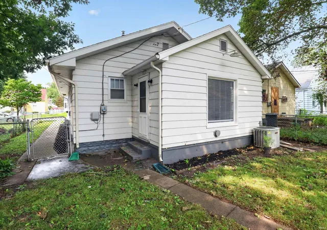 Photo 29 of Manufactured home for sale at 1338 Obrien St, South Bend, IN 46628 | MLS# 202633571 | Listing updated on 2026-09-04