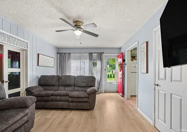 Photo 4 of Manufactured home for sale at 58489 County Rd 9, Elkhart, IN 46517 | MLS# 202633582 | Listing updated on 2026-08-28