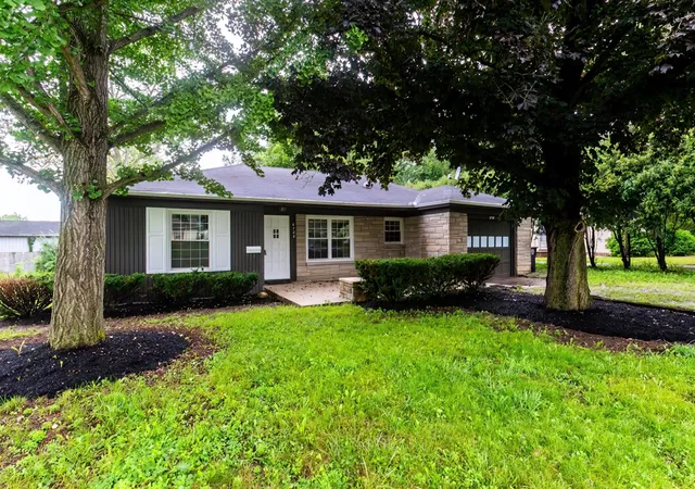 Photo 1 of Manufactured home for sale at 6708 S Calhoun St, Fort Wayne, IN 46807 | MLS# 202633583 | Listing updated on 2026-09-15