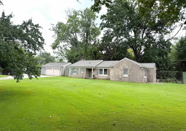 Photo 1 of Manufactured home for sale at 6811 Newburgh Rd, Evansville, IN 47715 | MLS# 202633588 | Listing updated on 2026-08-19