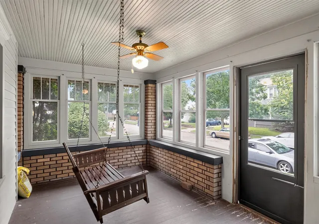 Photo 3 of Sale Pending at 131 Kenyon Ave, Elkhart, IN 46516 | MLS# 202633593 | Listing updated on 2026-08-22