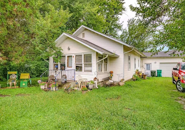 Photo 1 of Sale Pending at 404 N Meadow St, Otterbein, IN 47970 | MLS# 202633594 | Listing updated on 2026-08-19