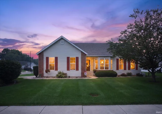 Photo 1 of Sale Pending at 102 Livingston Bay Ct, Mishawaka, IN 46544 | MLS# 202633600 | Listing updated on 2026-09-13