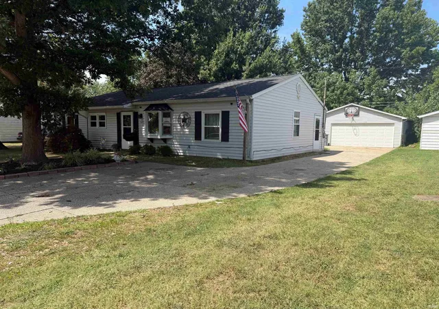 Photo 2 of Manufactured home for sale at 509 Colonial Ave, Evansville, IN 47710 | MLS# 202633610 | Listing updated on 2026-09-05