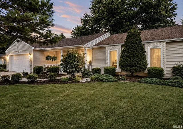 Photo 1 of Sale Pending at 4018 Thorton Dr, Fort Wayne, IN 46815 | MLS# 202633620 | Listing updated on 2026-08-21